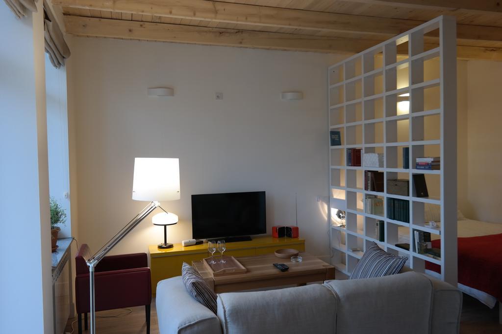 The White Loft Apartamento Tbilisi Quarto foto